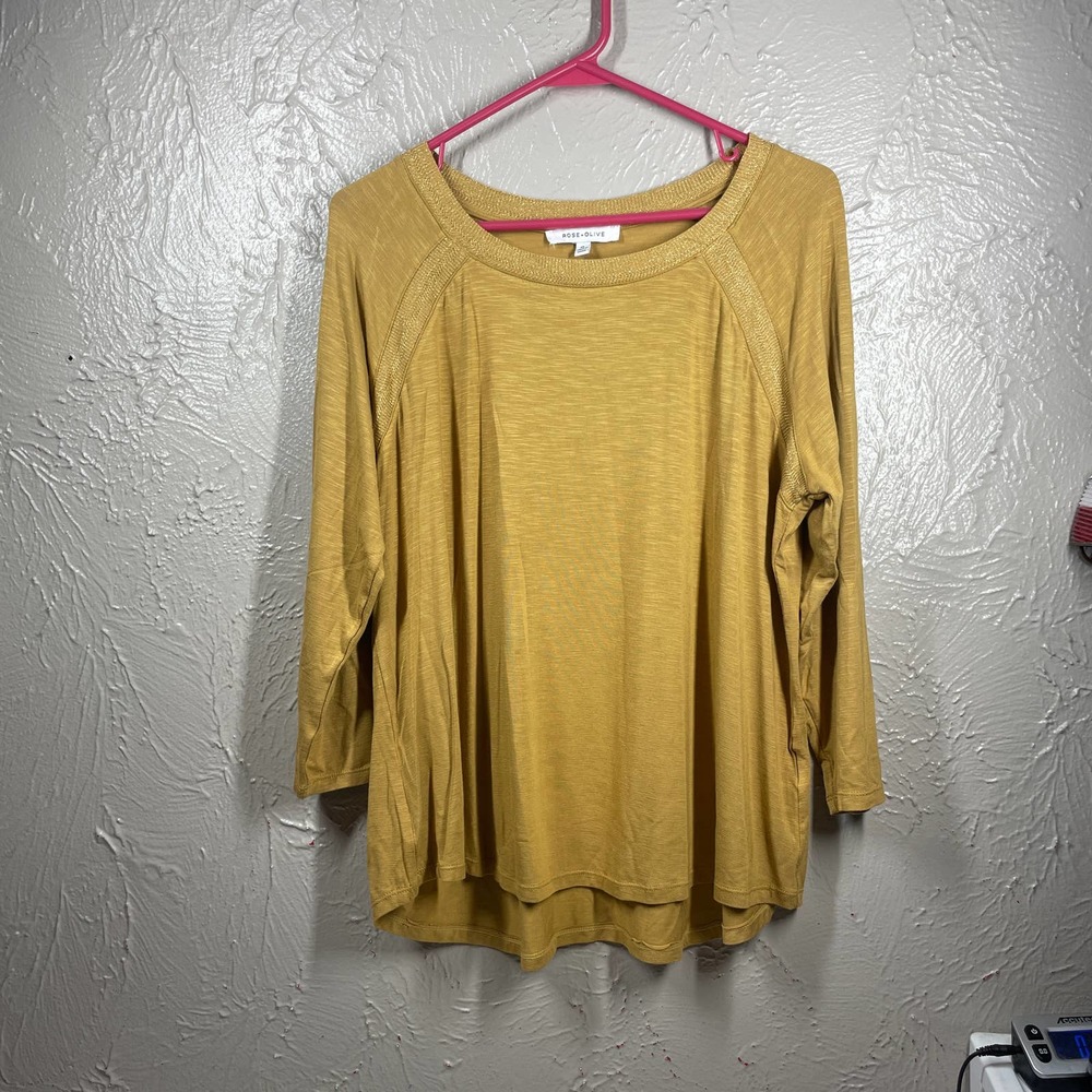 Rose & Olive Womens Top Gold Mettalic Stretch size XL